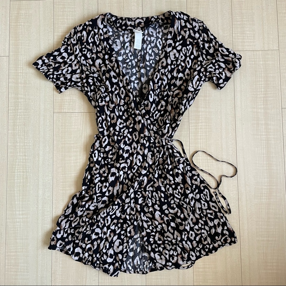 Printed wrap dress